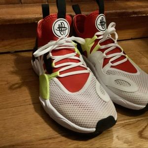 listing-status-banner